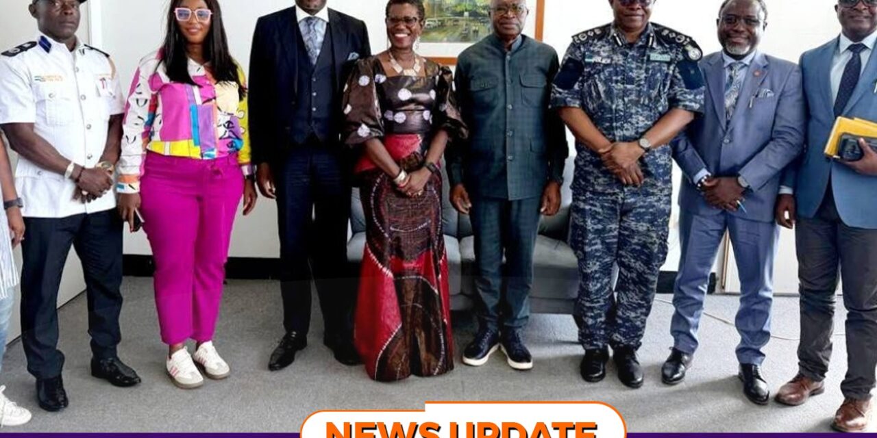 Internal Affairs Ministry Signs MOU with FCC & SLP on Enforcement of Waste Collection Bylaws   